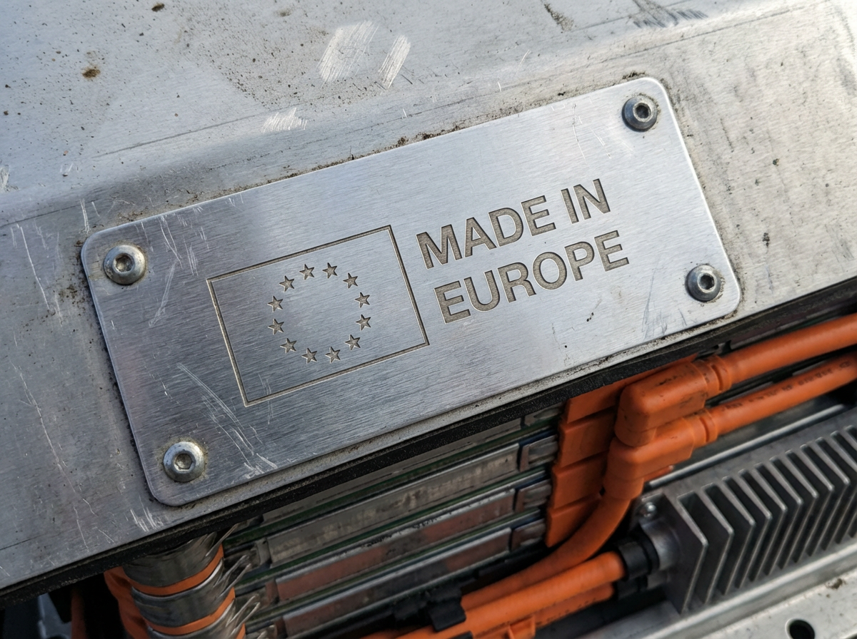 Когато френският президент говори за европейска преференция и защита на